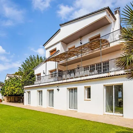 Casa Anton * ألكانار