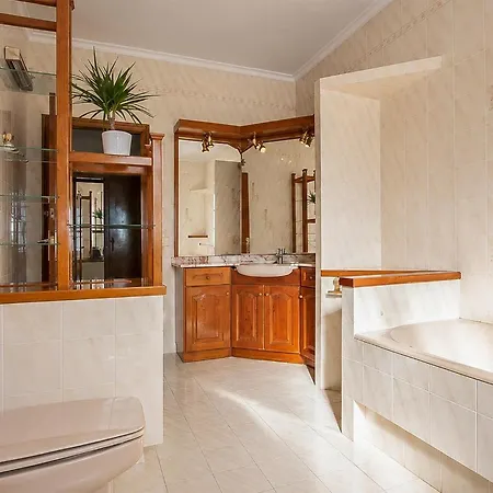 Casa Anton * ألكانار
